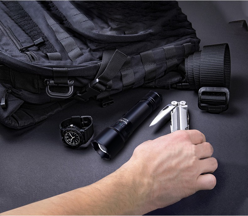 1679480883874378.jpg 手電筒廠(chǎng)家